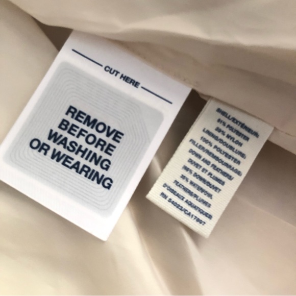 Old Navy Ivory Satin Down Feather Puffer Jacket - Picture 6 of 8